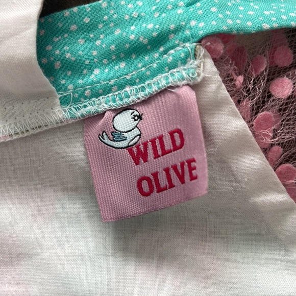 Kids Parisien inspired apron. With faux flower detail - Picture 4 of 5